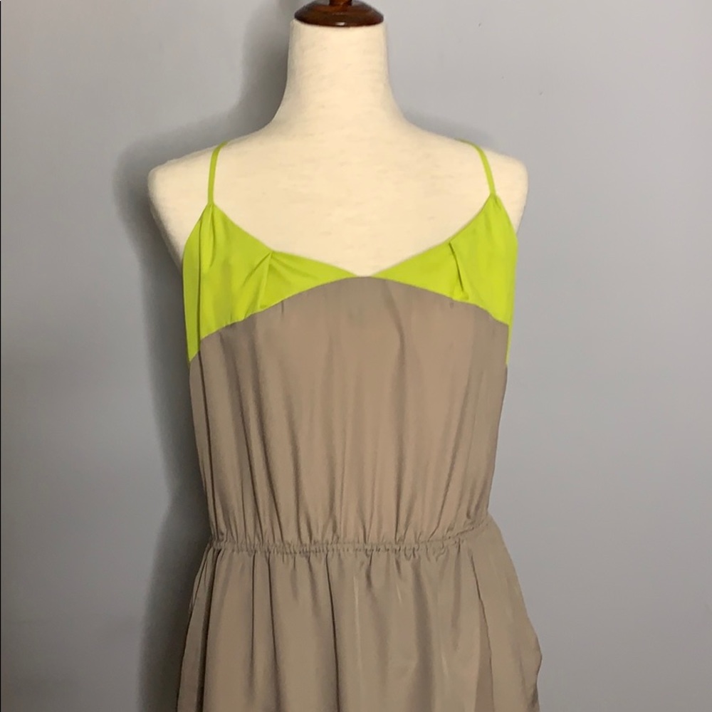 NWT BCBG Tan & Lime Green Mini Cut Out Dress Large - Picture 3 of 16